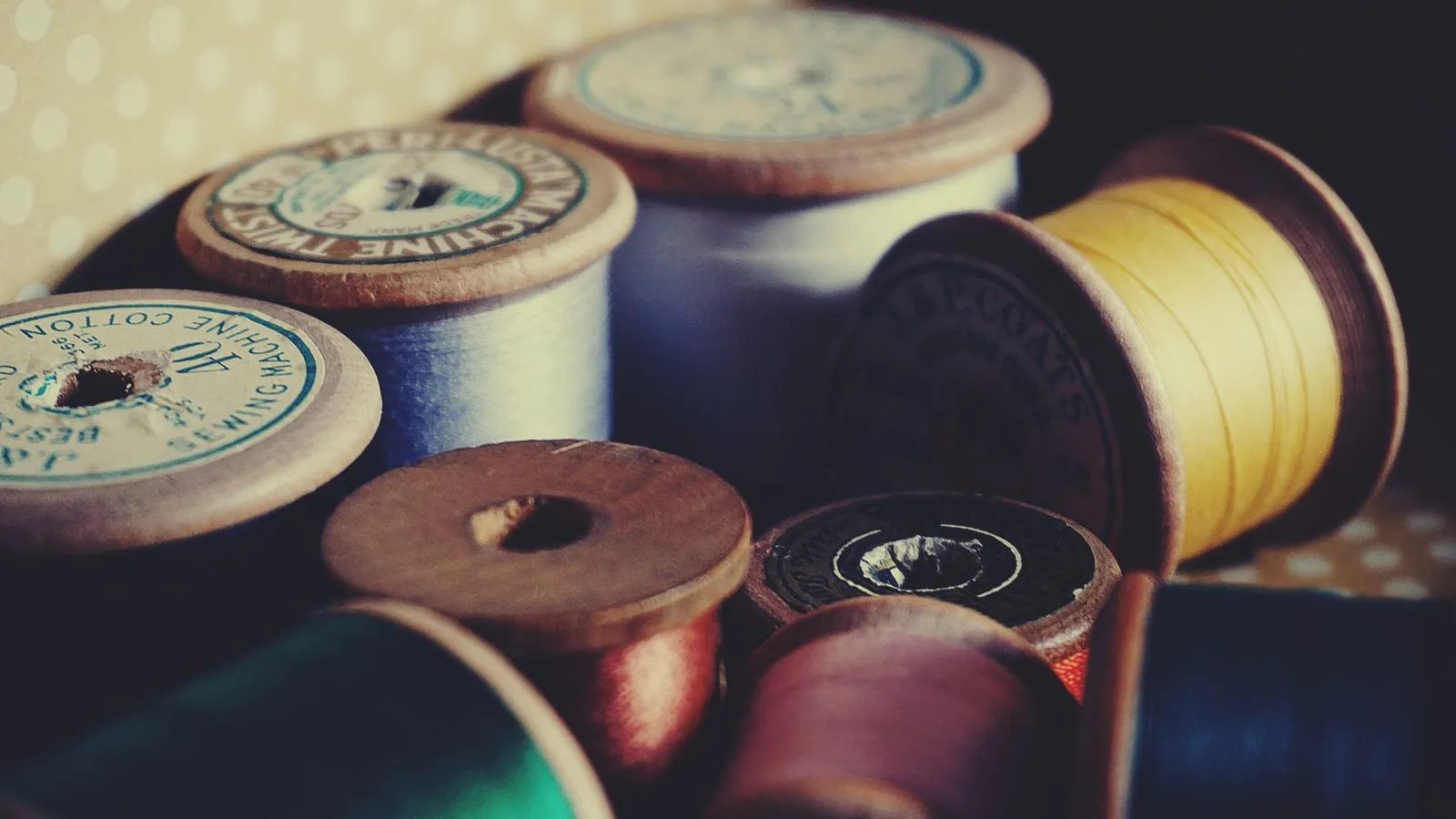How to Choose Embroidery Thread for Your Project